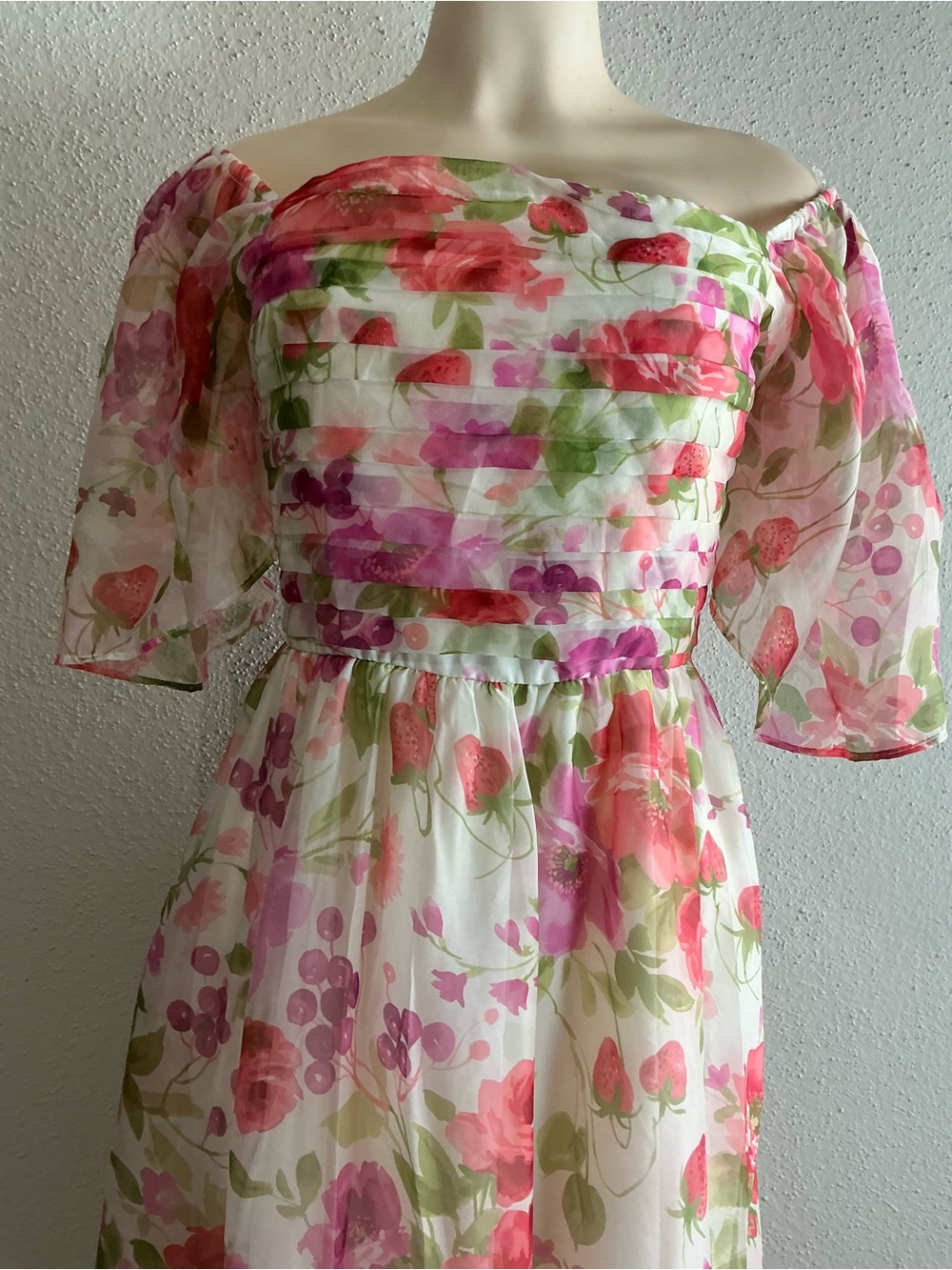 Abercrombie & Fitch Pink Multi Floral Puff-Sleeve Midi Dress - Picture 3 of 8